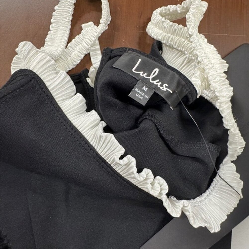 Lulus Coquette Charisma Black and White Ruffled Tie-Back Crop Top NWT - Picture 6 of 8